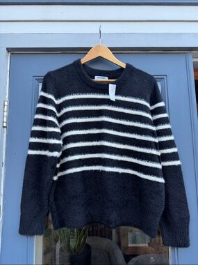 Old Navy Women's Black & White Fuzzy Striped Crewneck Sweater